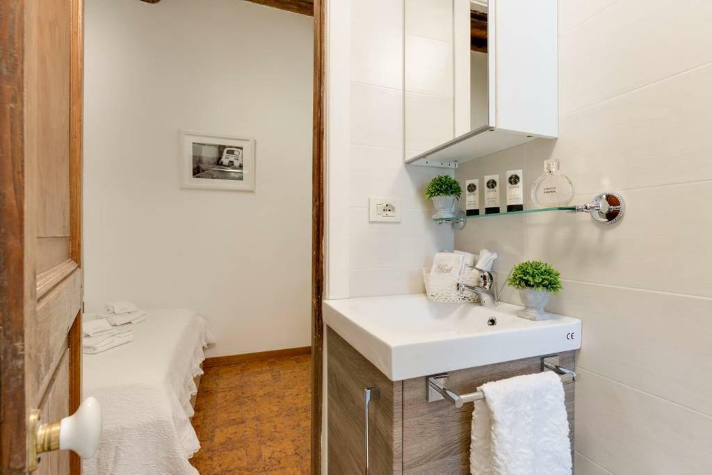 Arenula Luxury Apartment Ρώμη Εξωτερικό φωτογραφία