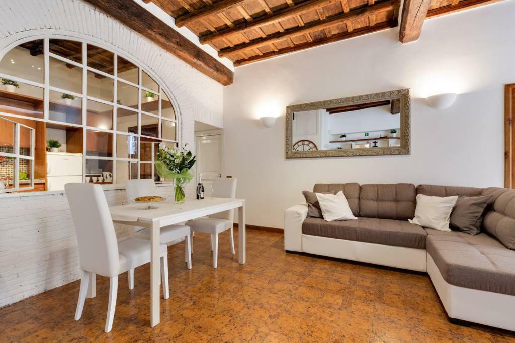 Arenula Luxury Apartment Ρώμη Εξωτερικό φωτογραφία